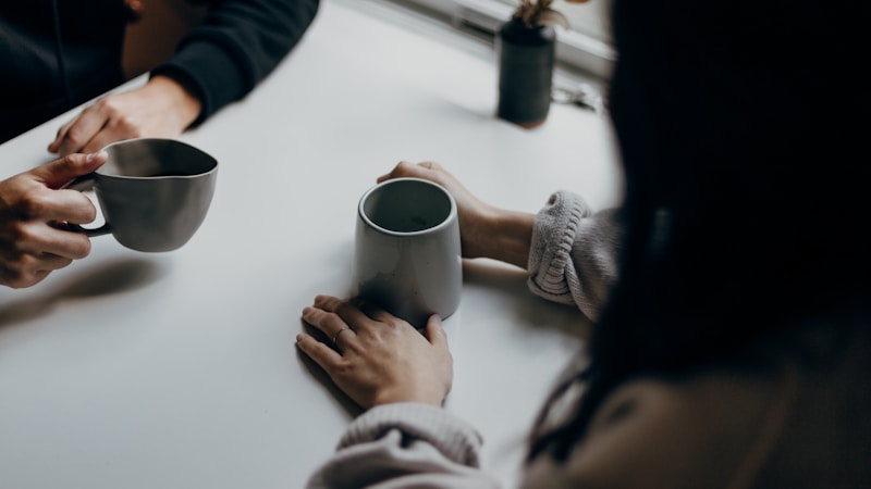 ジャスミン茶が好きな人の特徴とは？性格・好み・周囲に与える印象をやさしく解説